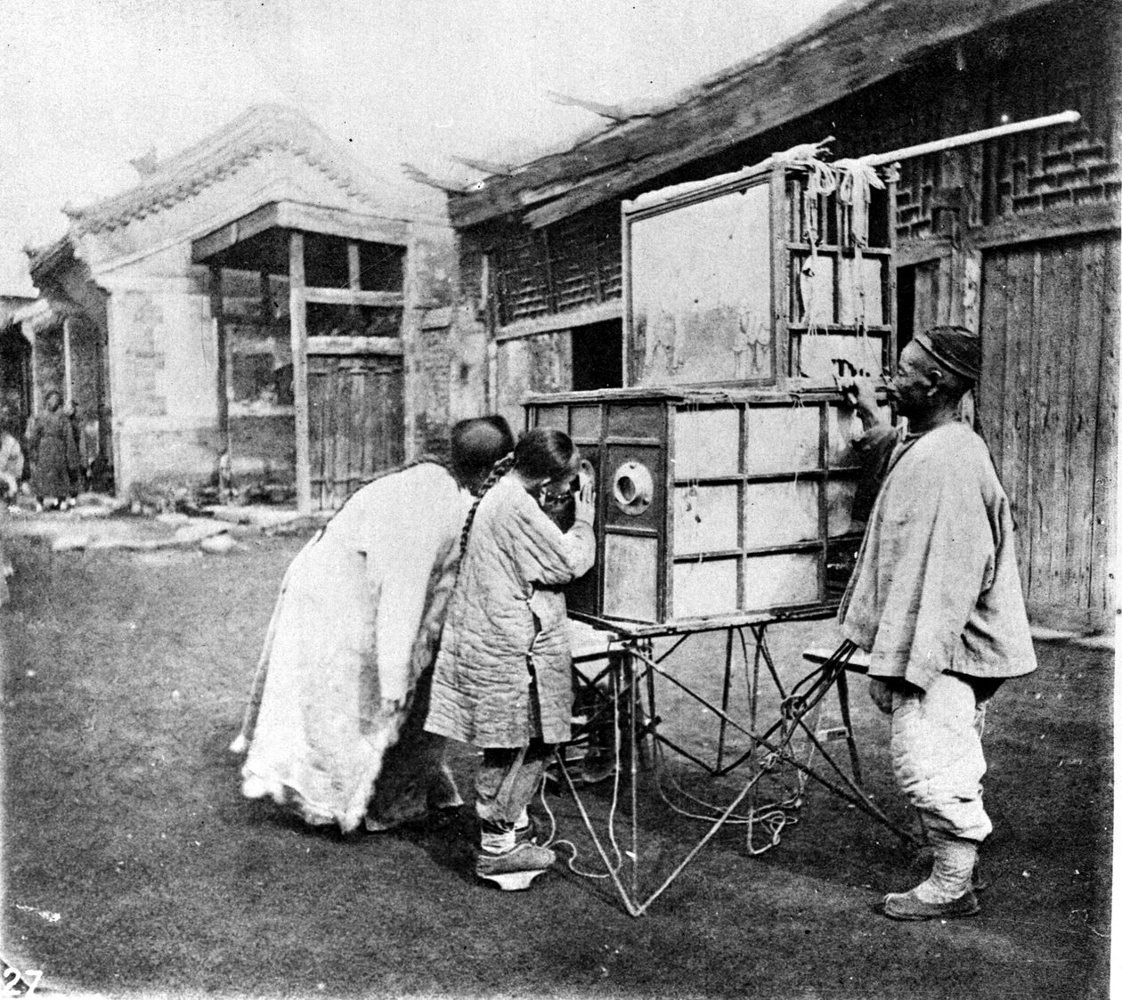 中国，偷看，大约1870年（照片）。 作者 约翰汤姆森