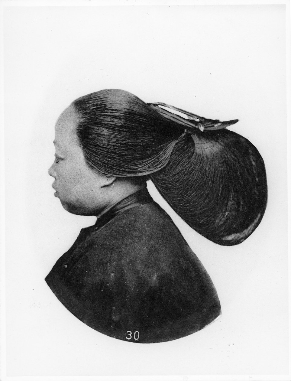宁波女子的发型，c.1867-72 作者 约翰汤姆森