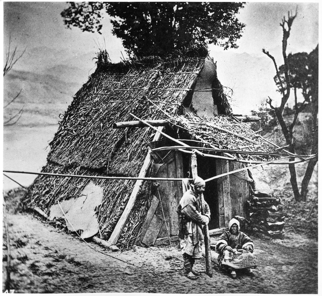 山区小屋，Huzeh省，c.1867-72 作者 约翰汤姆森