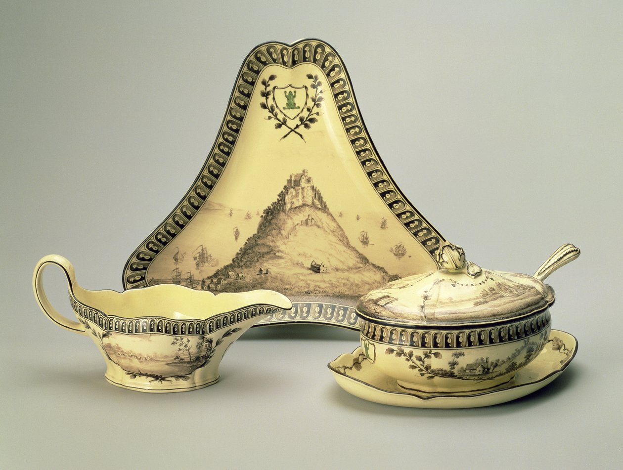 1773-74斯塔福德郡伊特鲁里亚工厂的&39;Green Frog&39;服务，包括碗和勺子，三角盘和酱汁船（奶油器皿） 作者 约西亚·韦奇伍德