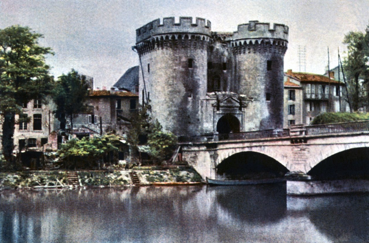 城市门Porte de France，凡尔登，1916年9月（彩色） 作者 朱尔斯·格维斯·考特莱蒙