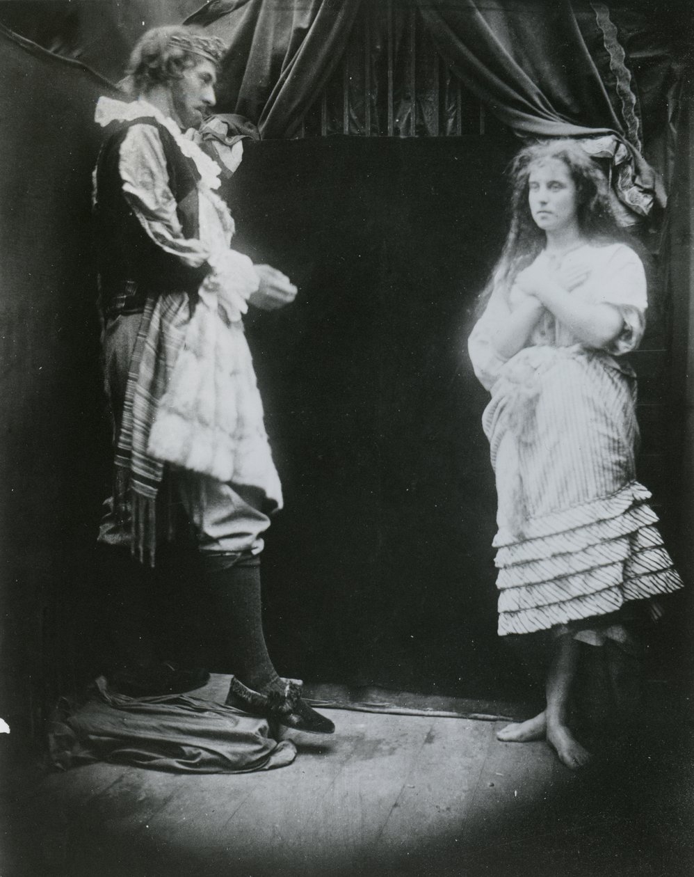 King Cophetua和乞丐女仆，1875年Lord Tennyson的Alfred&39;The Beggar Maid&39;的插图（蛋白印刷品） 作者 朱莉娅·玛格丽特·卡梅伦