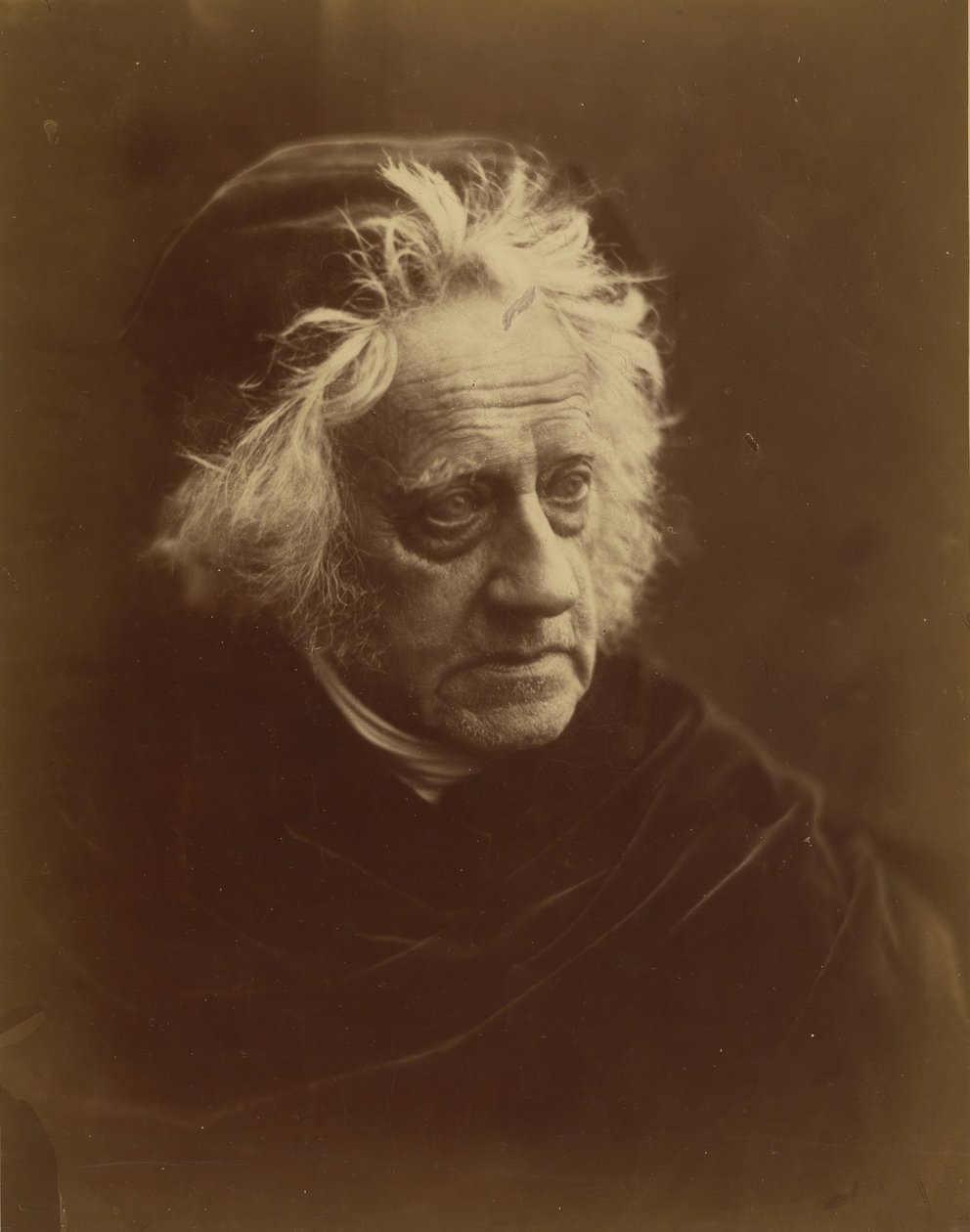 John Herschel爵士，1867年。 作者 朱莉娅·玛格丽特·卡梅伦