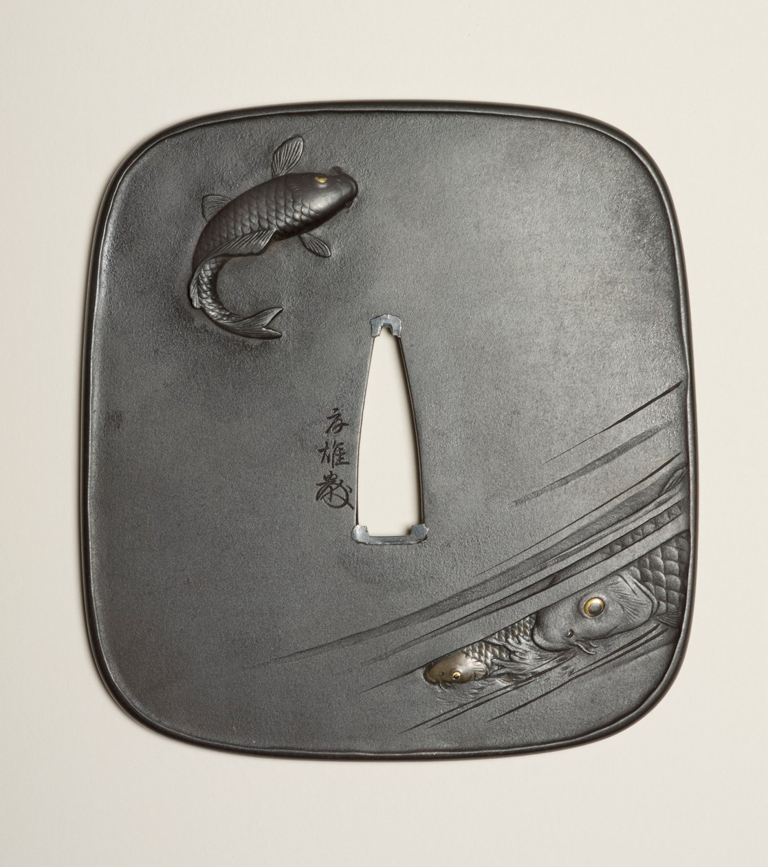 Tsuba，19世纪（铁） 作者 卡纳夏男