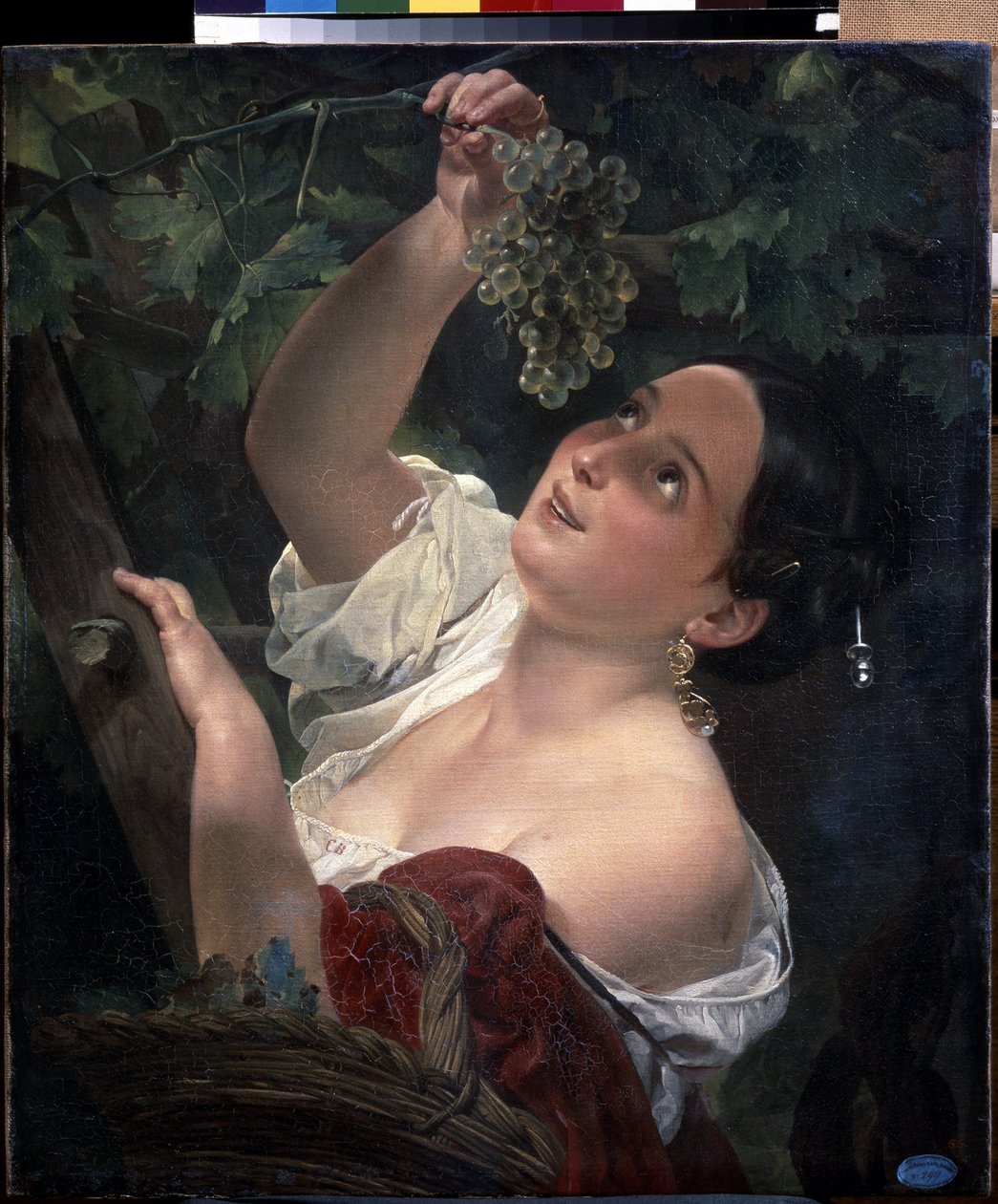 意大利中午。 年轻女子，裸露的肩膀，采摘一串葡萄 - Karl Pavlovich Briullov (Briullov) (1799-1852) 绘画 - 布面油画 作者 卡尔·巴甫洛维奇·布留洛夫