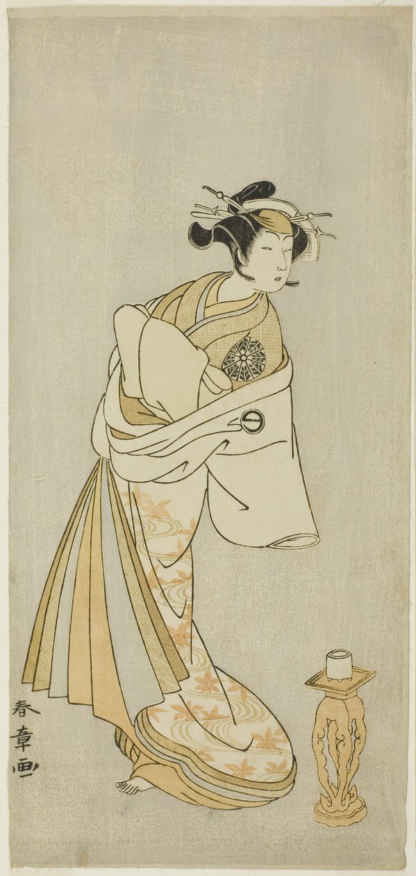 在《松枫影图》中饰演歌妓高尾之魂的演员中村野志雄（Nakamura Noshio I），该剧第二部分的最后一幕--"松枫影图 "中的庄严舞蹈。 作者 胜川俊章
