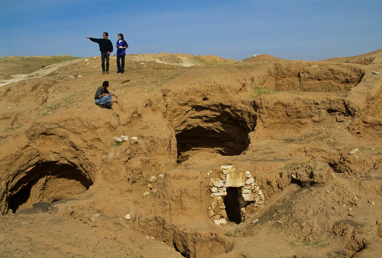 希克米姆，约公元前 4200 年，带地下储藏室的铜器时代村庄，以色列 作者 肯尼思·加勒特