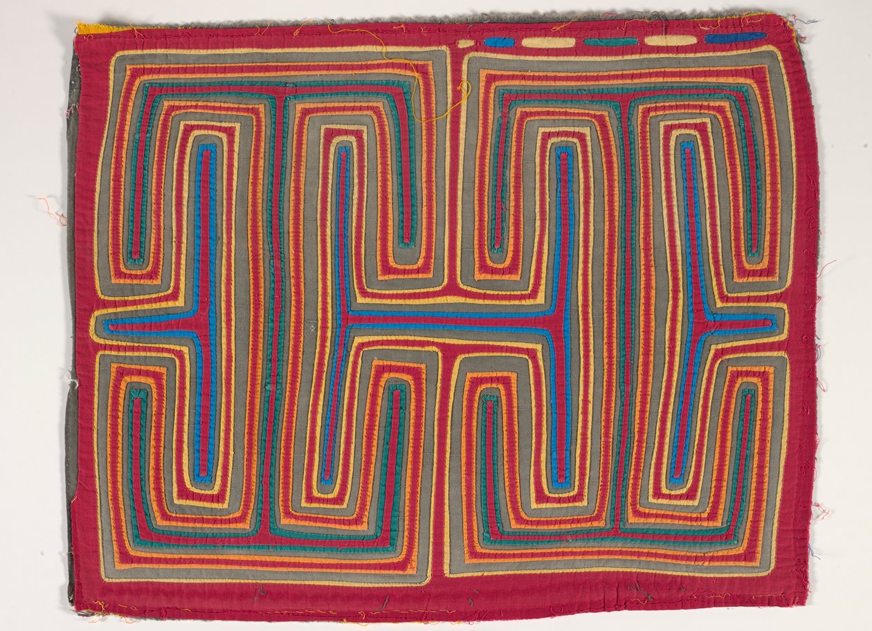 衬衫镶片（mola），c.1950（贴花棉） 作者 库纳印第安文化