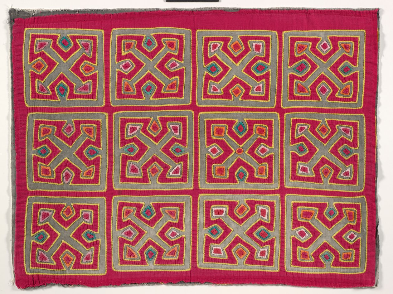 衬衫镶板（莫拉），约 1950 年（贴花棉布） 作者 库纳印第安文化