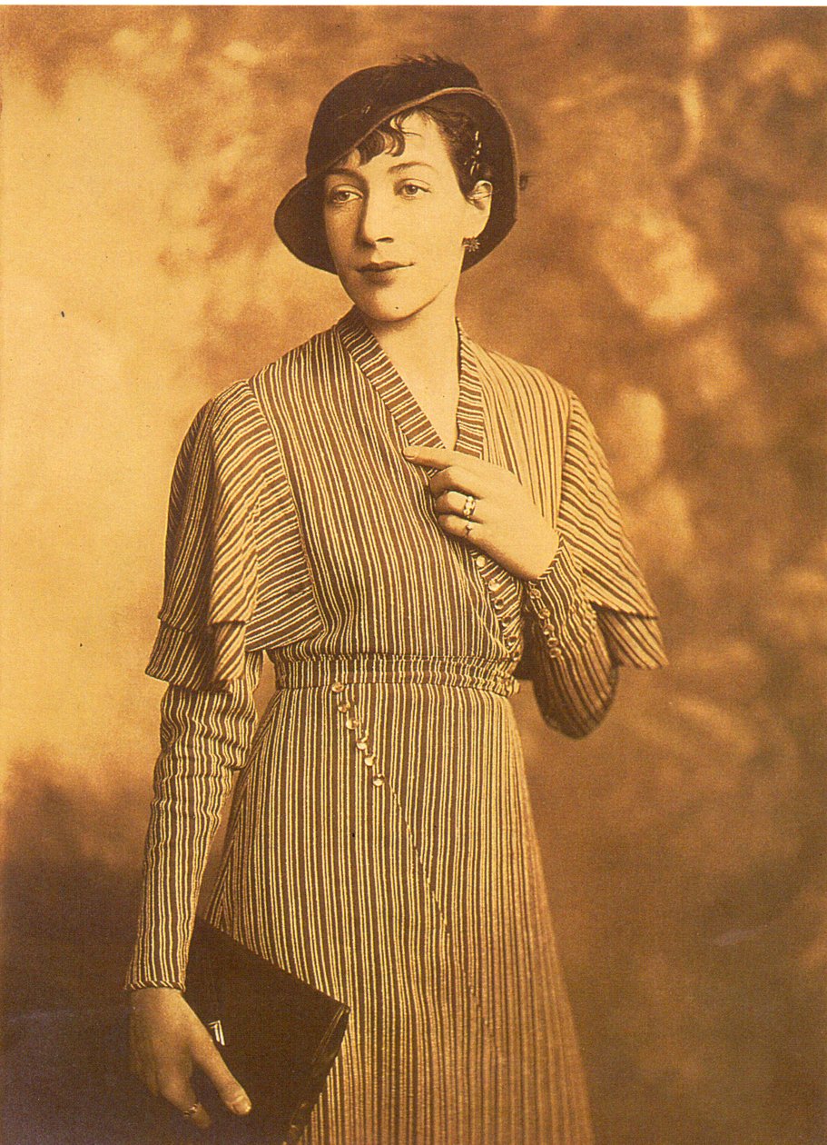 Doris Langley-Levy Moore，c.1933 作者 拉斐特工作室