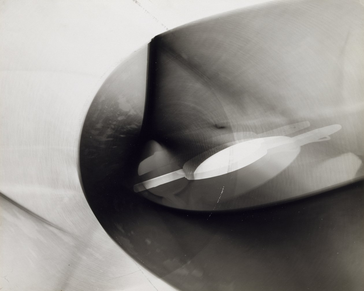 无标题 作者 拉斯洛·莫霍利·纳吉（Laszlo Moholy Nagy）