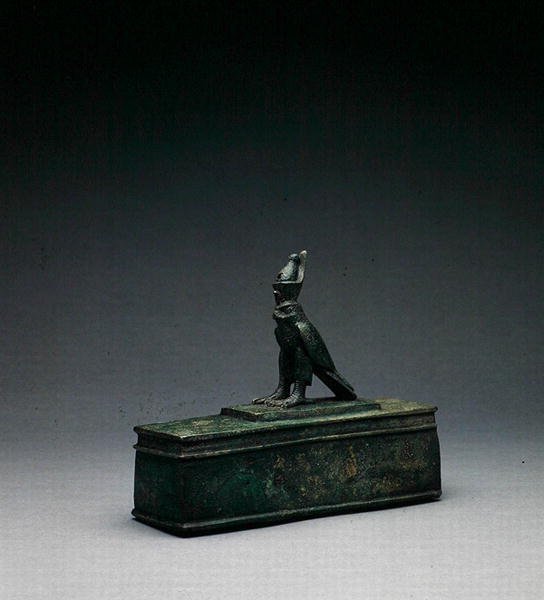 猎鹰灵位（青铜）（青铜）。 作者 晚期埃及人