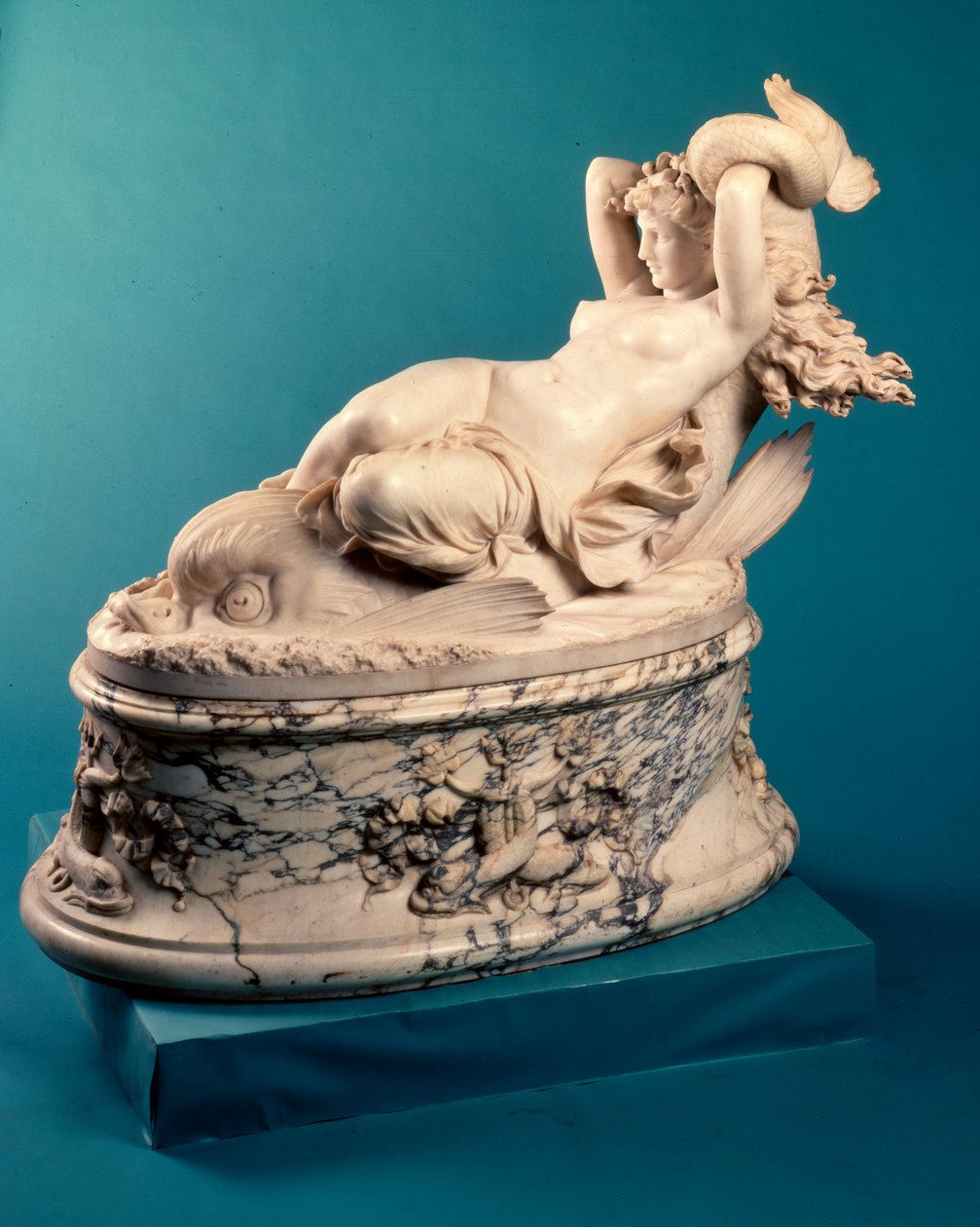 加拉提亚骑海豚，约1880年 作者 利奥波多·安西格利翁