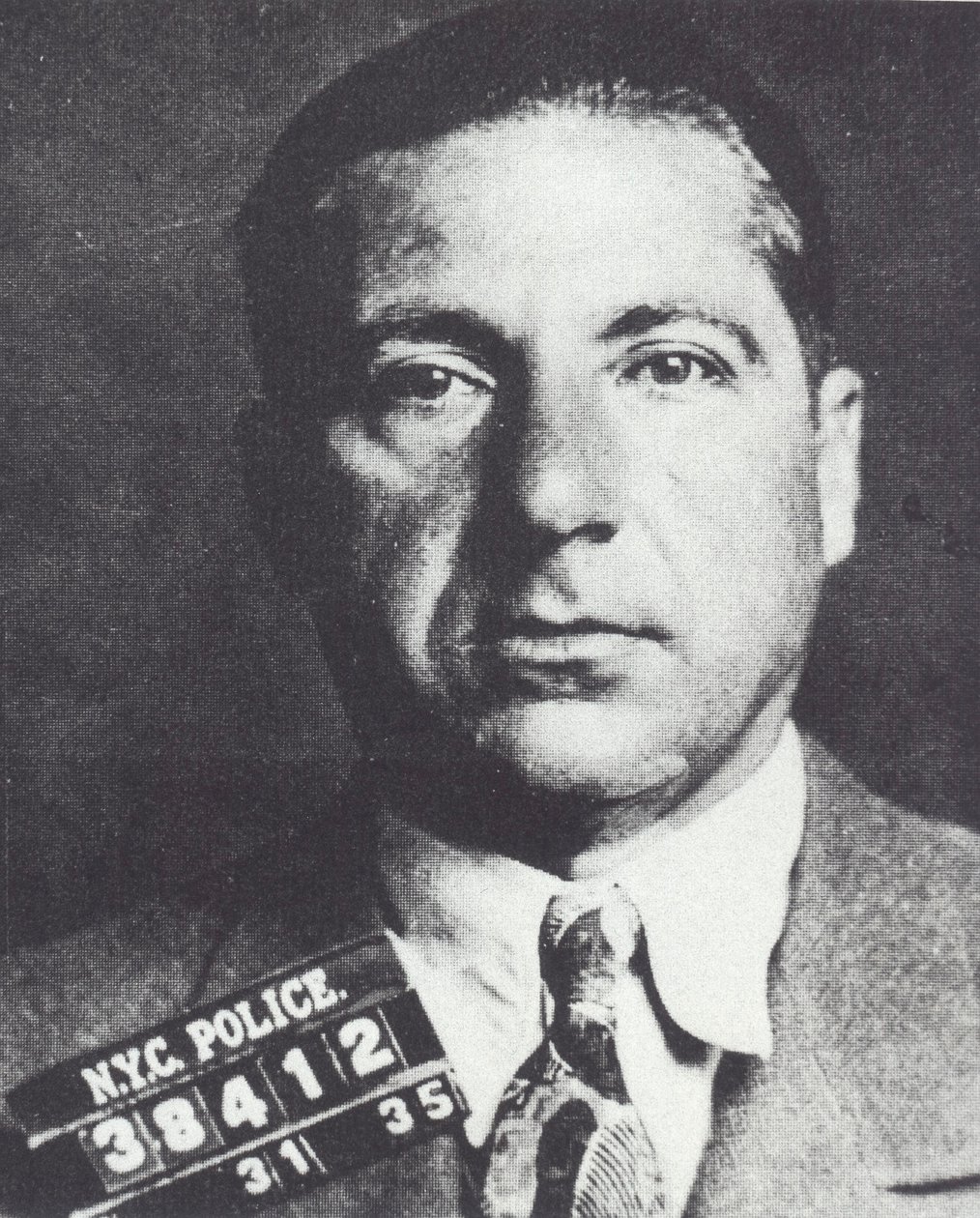 弗兰克·科斯特洛 (Frank Costello) 于 1935 年（黑白照片） 作者 未知未知