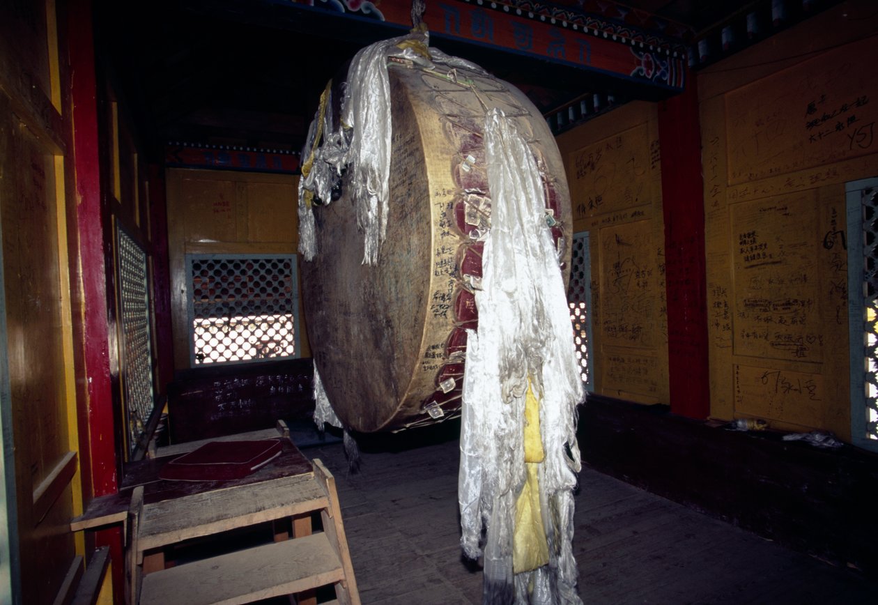 中国云南香格里拉甘丹松赞林寺的转经筒，又称中甸或嘉塘 作者 未知未知