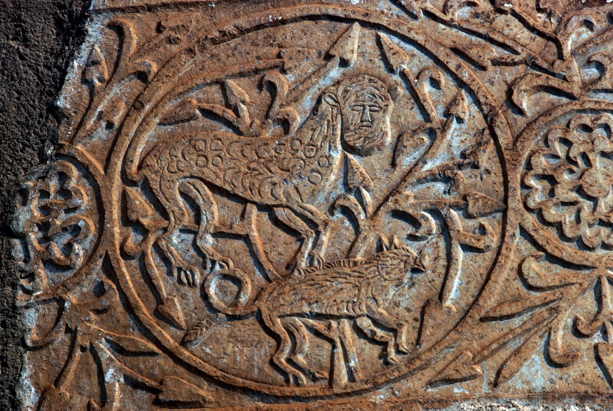 描绘奇妙动物的石头浮雕，圣母安息教堂（Panagia Skripou），Orchomenus，Boeotia，希腊，9 世纪（照片） 作者 未知未知