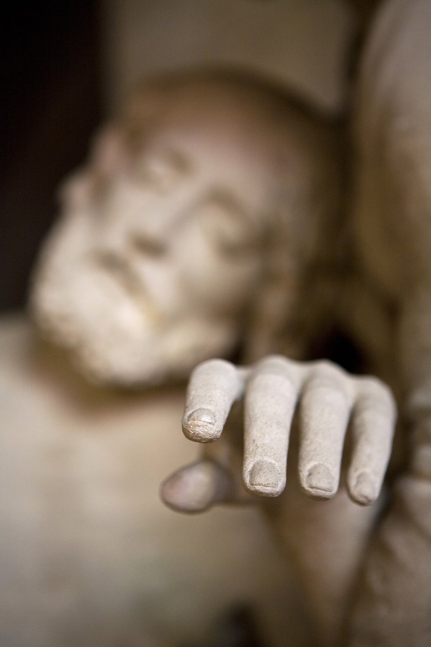 Pieta，细节 作者 里吉尔·里奇尔