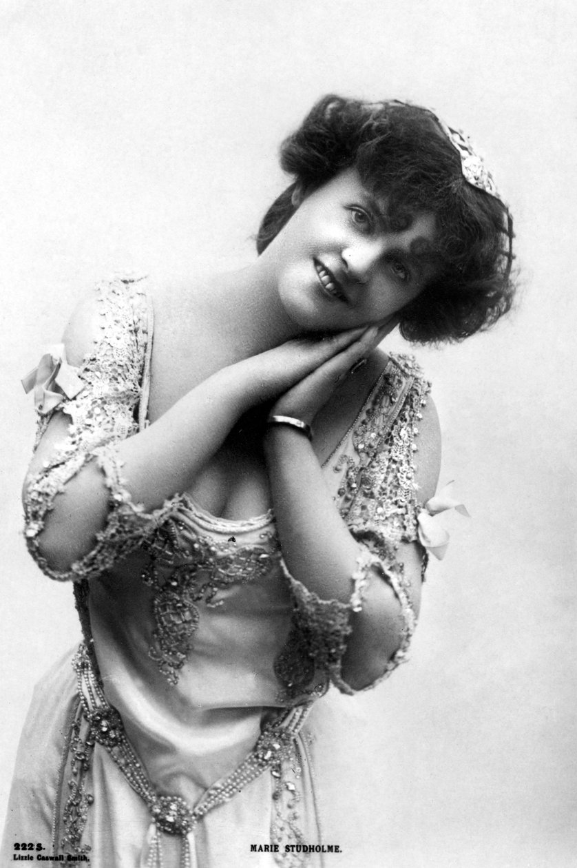 玛丽·斯图霍尔姆（Marie Studholme）1875-1930，英国女演员，1900年代。 作者 丽兹·卡斯沃尔·史密斯