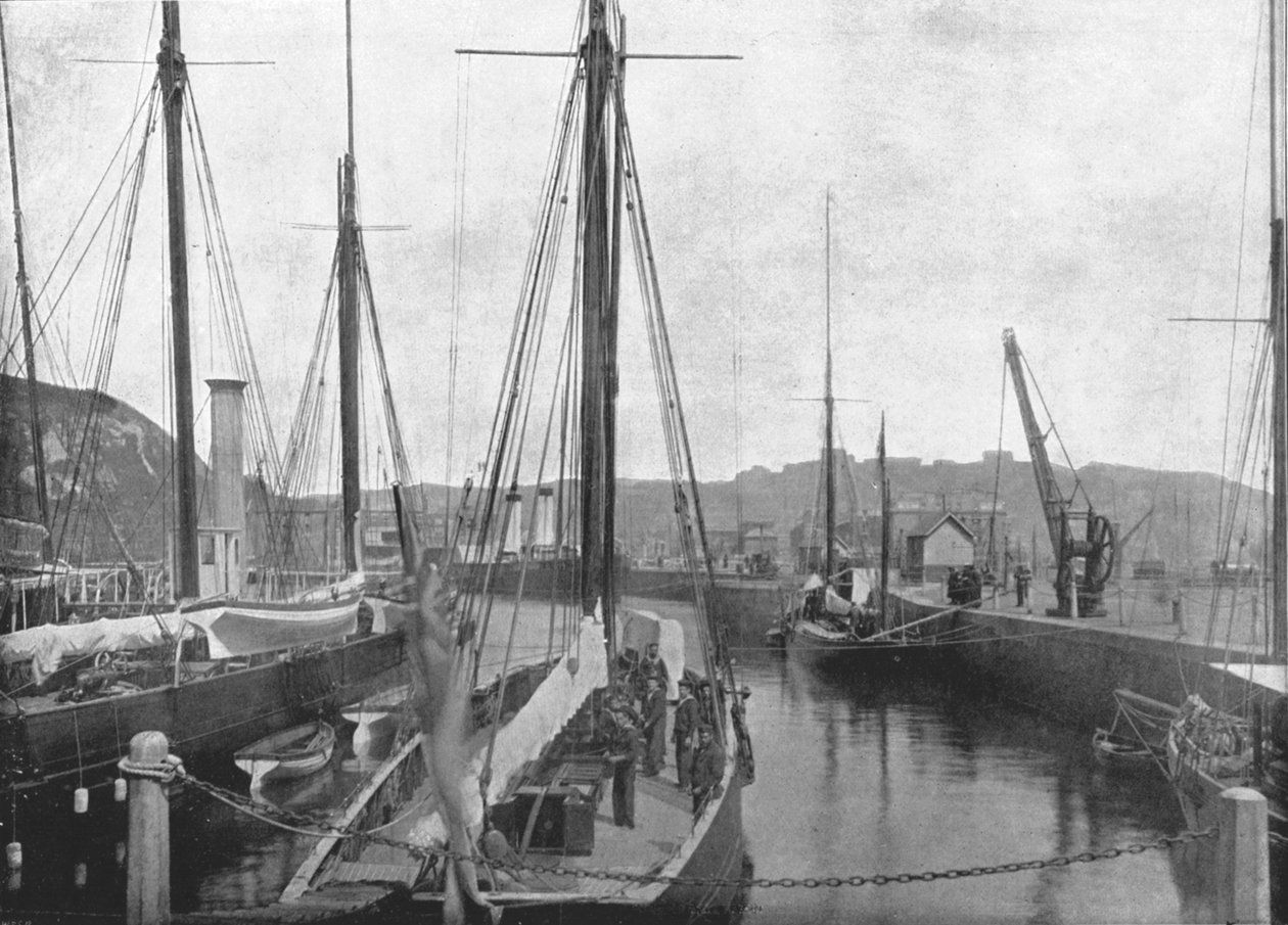 多佛港，1895年。 作者 伦敦立体摄影公司