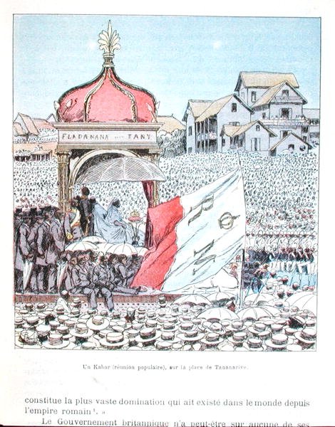 塔纳纳里夫的节日集会与拉纳瓦罗纳三世女王（1862-1917），来自《马达加斯加的战争》，19世纪末（彩色平版印刷）。 作者 路易斯·查尔斯·邦布尔