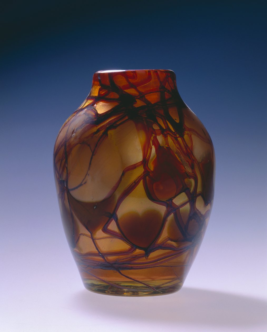 花瓶，约1914-1918年 作者 路易斯·康福特·蒂芙尼