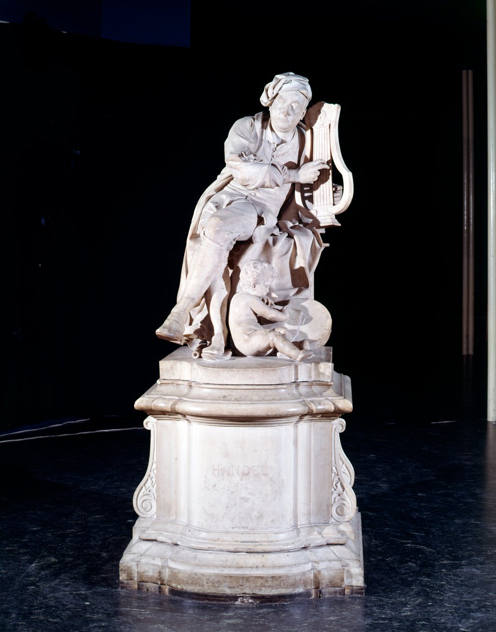 George Frederic Handel statue by Roubiliac 作者 路易斯·弗朗索瓦·鲁比利亚克