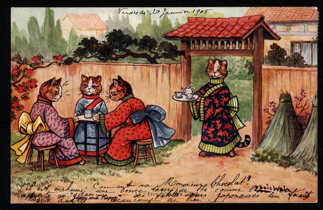 动物在人类的姿势。穿着和服的猫在日本花园里喝茶。明信片。路易斯-韦恩（1860-1939）的彩色石版画，他是一位英国艺术家，以描写大眼睛的猫而闻名。20世纪初。收藏品pr 作者 路易·韦恩