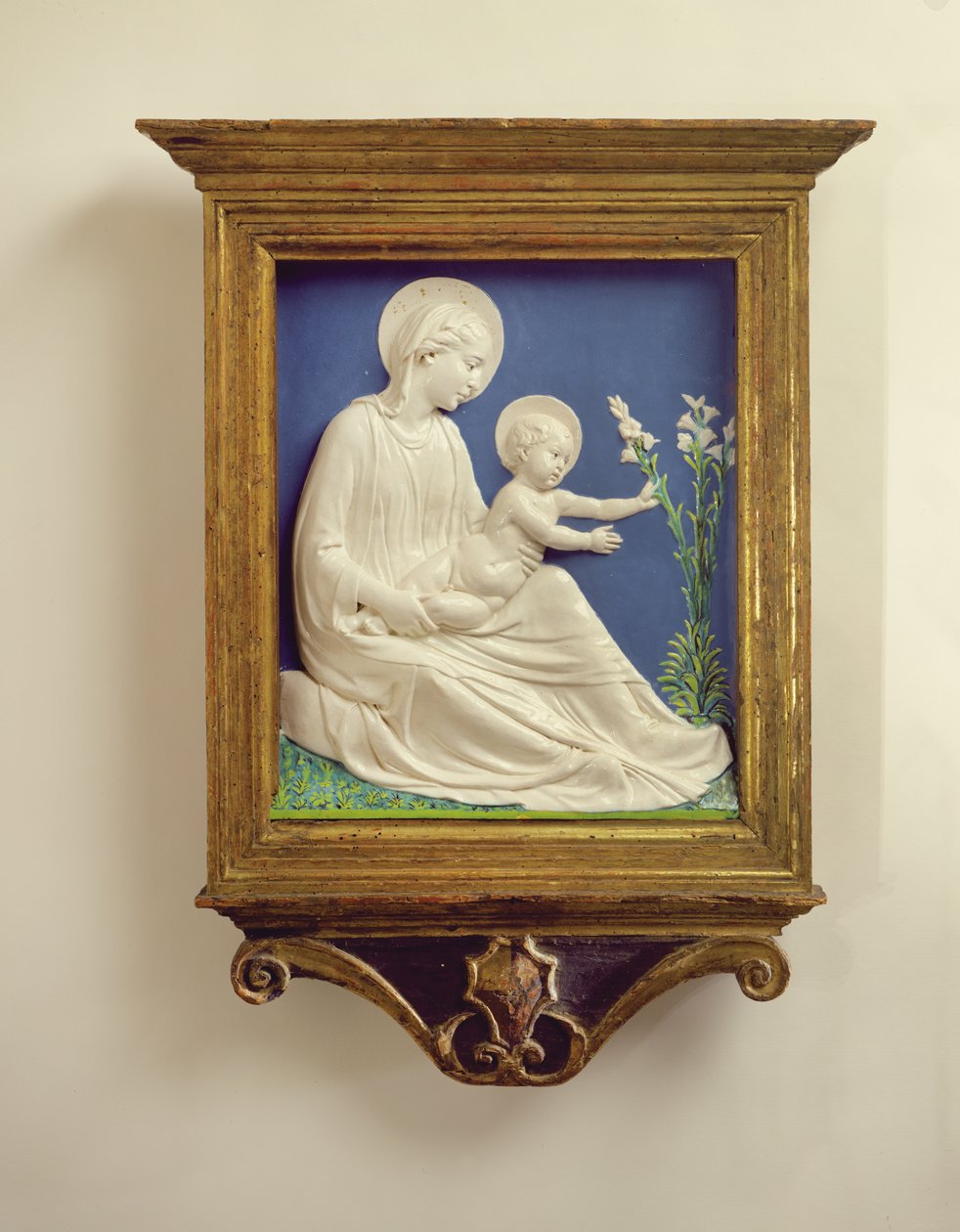 百合花的麦当娜，c.1450-60（赤土陶器） 作者 卢卡·德拉·罗比亚
