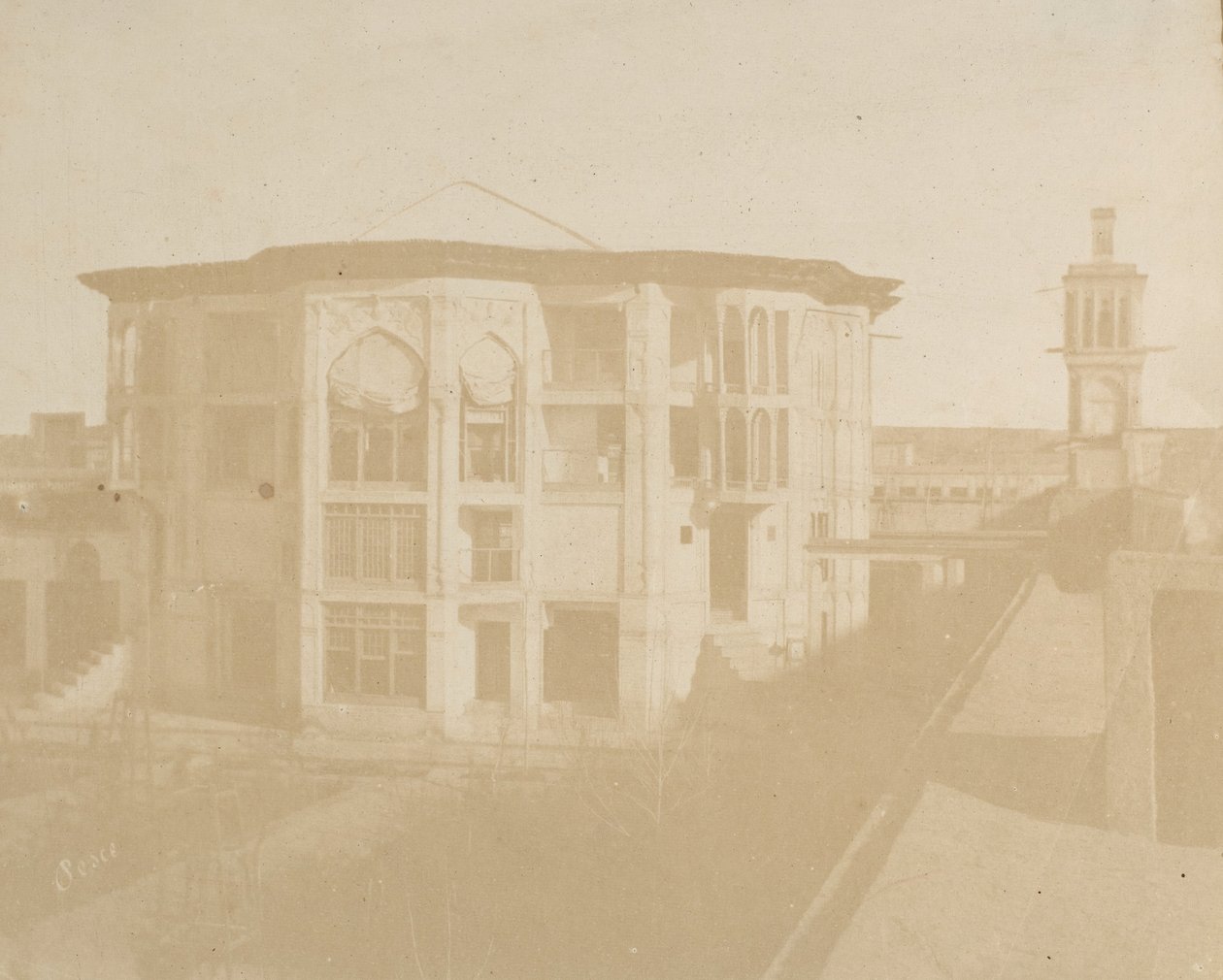 德黑兰。首相府Nezanneh，1858年。 作者 路易吉·佩斯