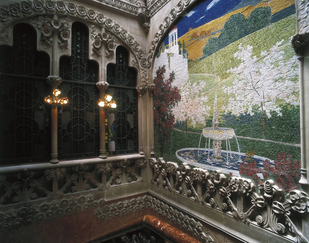 Mosaiques, Casa Nava (1901-1907), a Reus - DOMENECH I MONTANER, Lluis (1850-1923)。纳瓦斯之家。1901-1907.西班牙。雷乌斯。纳瓦斯宅邸。室内马赛克装饰。现代主义。建筑。 作者 路易斯·多梅内克·蒙塔内尔