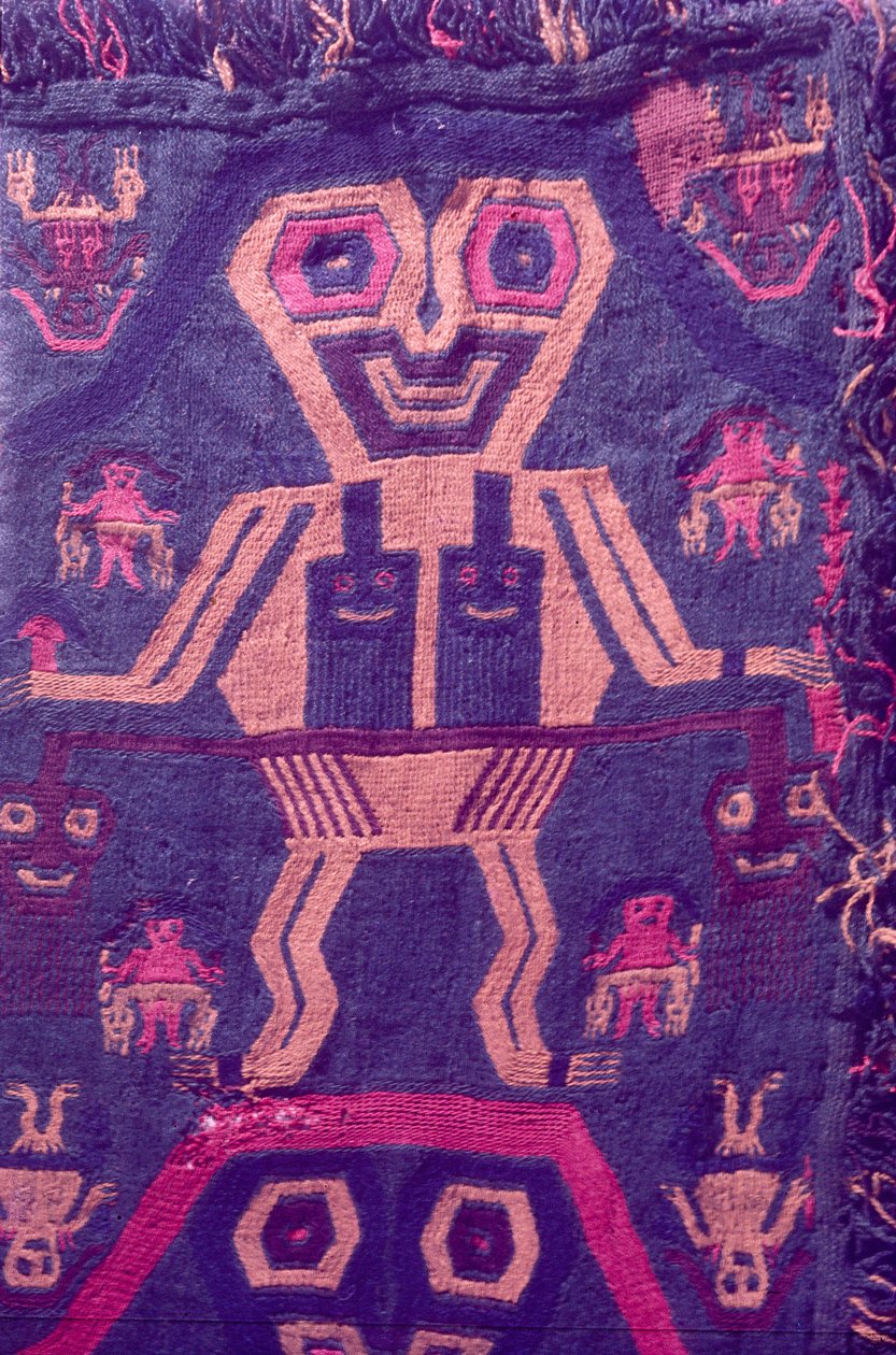 纺织品，帕拉卡斯文化，秘鲁，2015。 作者 路易斯·罗森多。