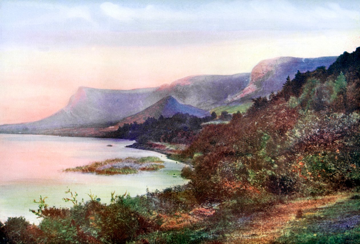 Glencar Lough, County Sligo"，爱尔兰，1924-1926。 作者 MC绿色