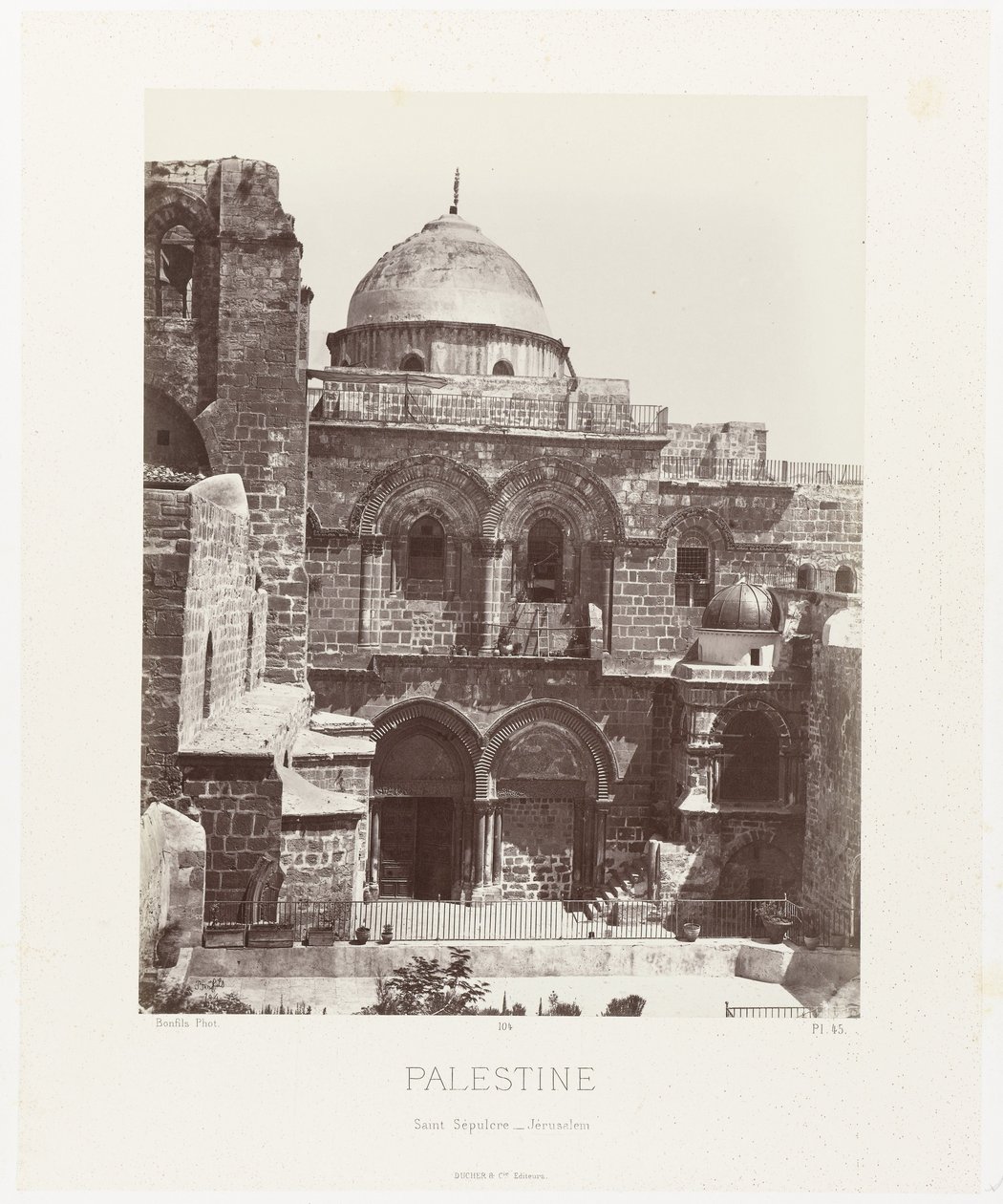 Gezicht op de Saint Sépulchrekerk in Jeruzalem（巴勒斯坦/圣塞普尔克尔-耶路撒冷）
古建筑：埃及、希腊、小亚细亚：摄影集（系列名称） 作者 邦菲尔斯之家