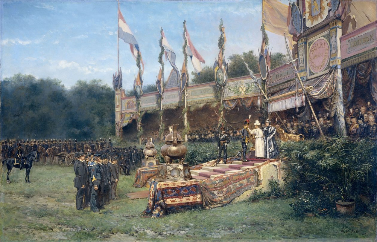 1895 年 7 月 6 日，威廉敏娜女王在海牙马利维尔德授予龙目岛十字勋章 作者 玛丽十凯特