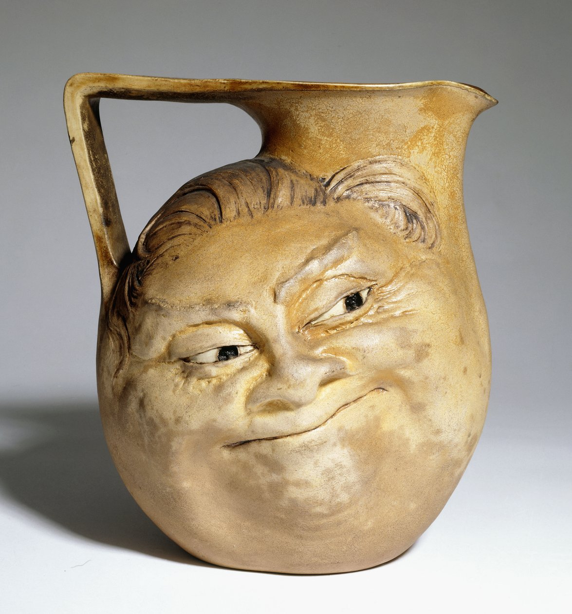 马丁兄弟怪异的水罐，幽默的面孔，1898年 作者 马丁兄弟
