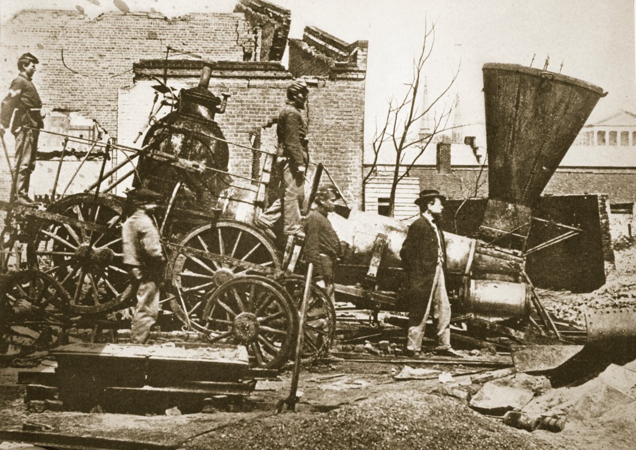 1865年在弗吉尼亚州里士满的废墟 作者 马修·布雷迪