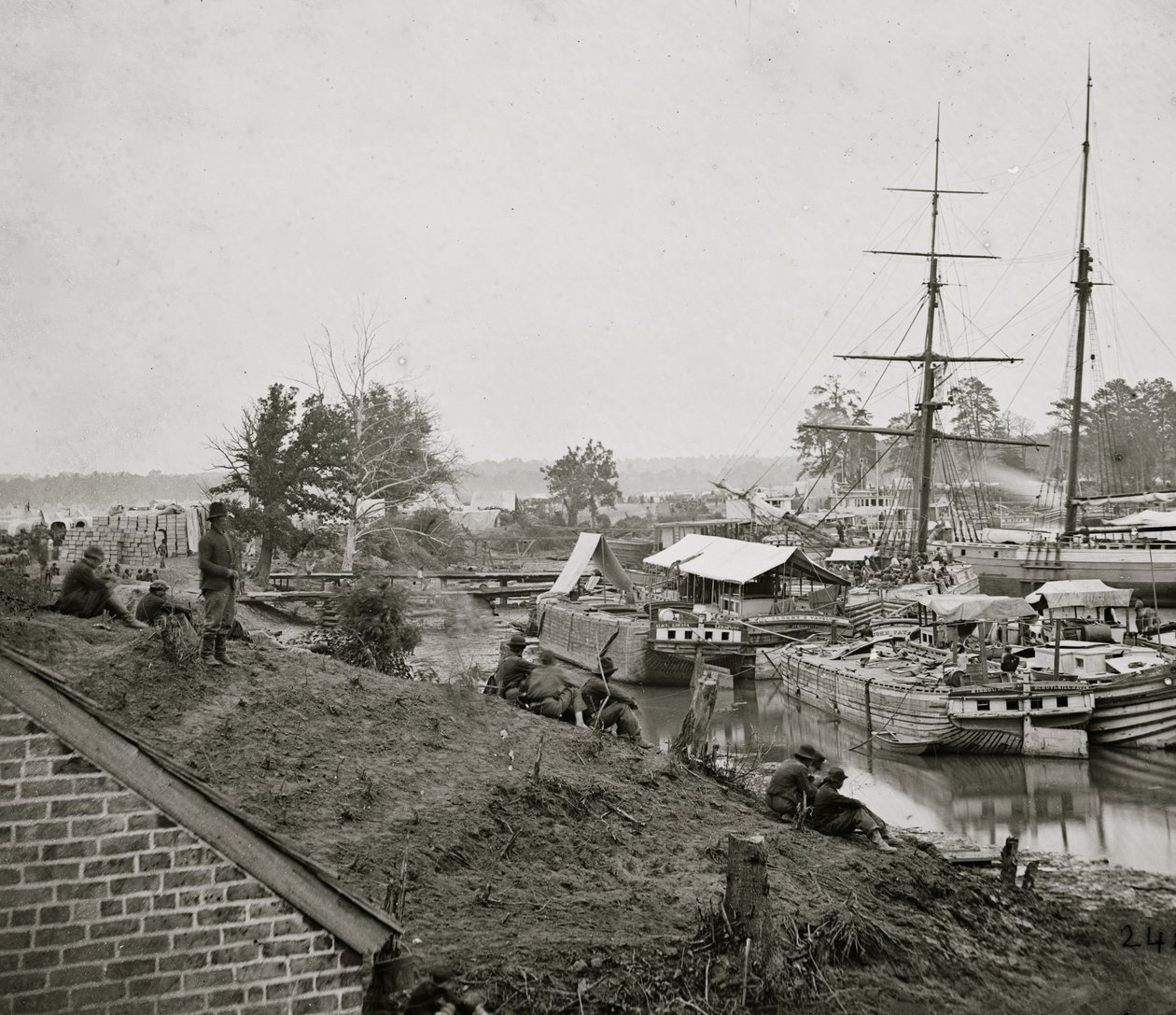 白宫登陆Pamunkey，1862年 作者 马修·布雷迪