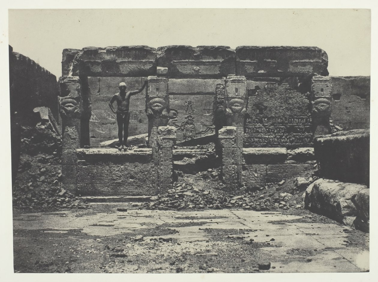 Denderah Teutyres的大庙，上埃及，184951年，1852年印刷。 作者 马克西姆·杜营
