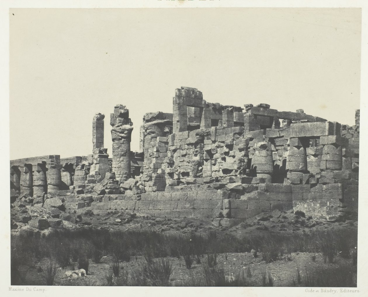 卡纳克宫，大殿，从东北角拍摄，底比斯，1849-1951年，1852年印刷。 作者 马克西姆·杜营