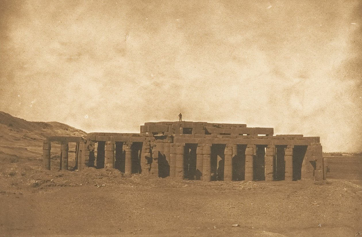 兰姆塞姆遗址总览，底比斯奥西曼迪恩墓，1849-50。 作者 马克西姆·杜营