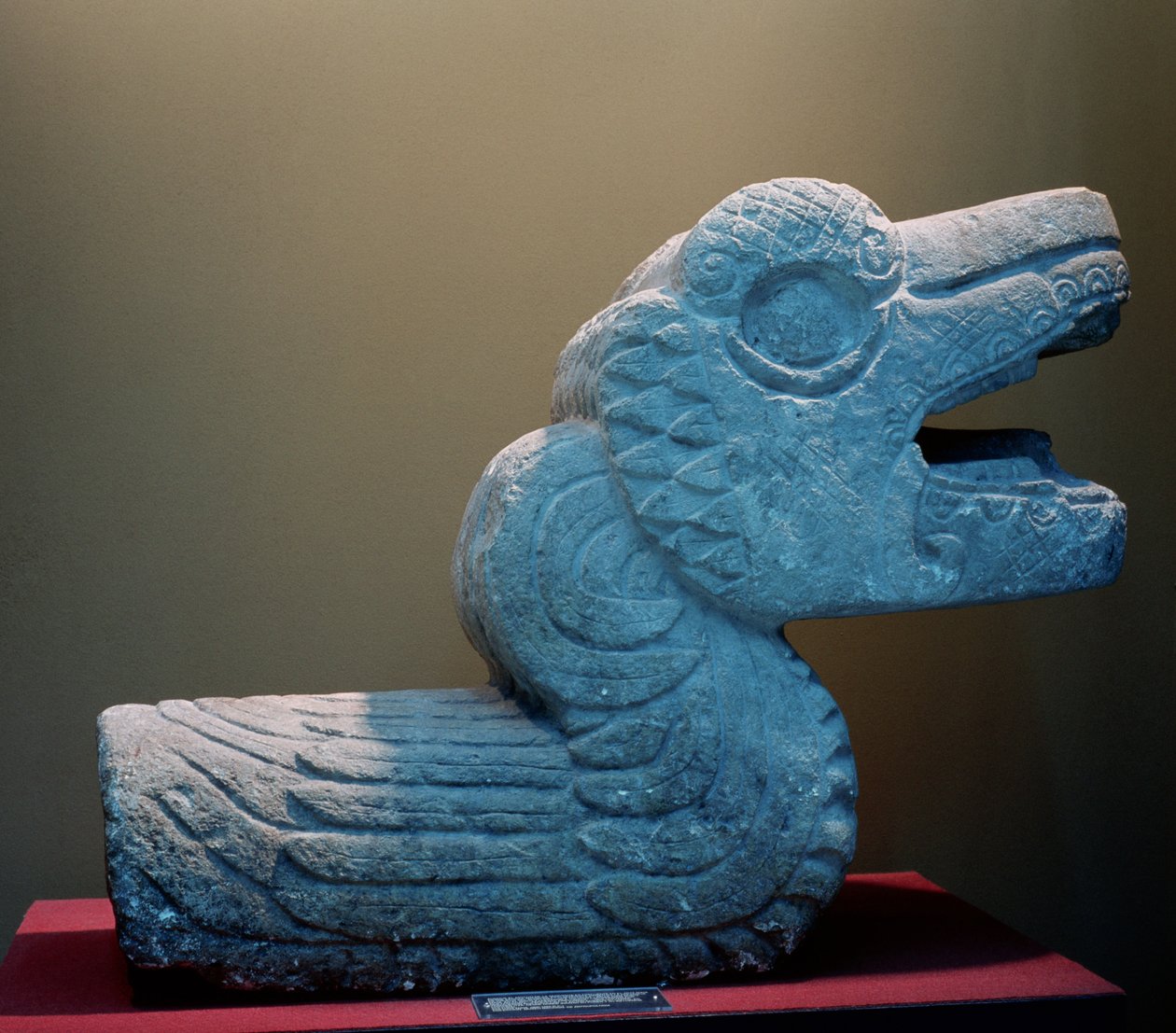 Plumed Serpent，公元800-900（彩色石头） 作者 玛雅人