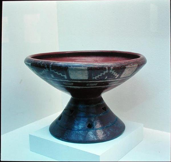 锅，800-1200（陶瓷） 作者 玛雅人