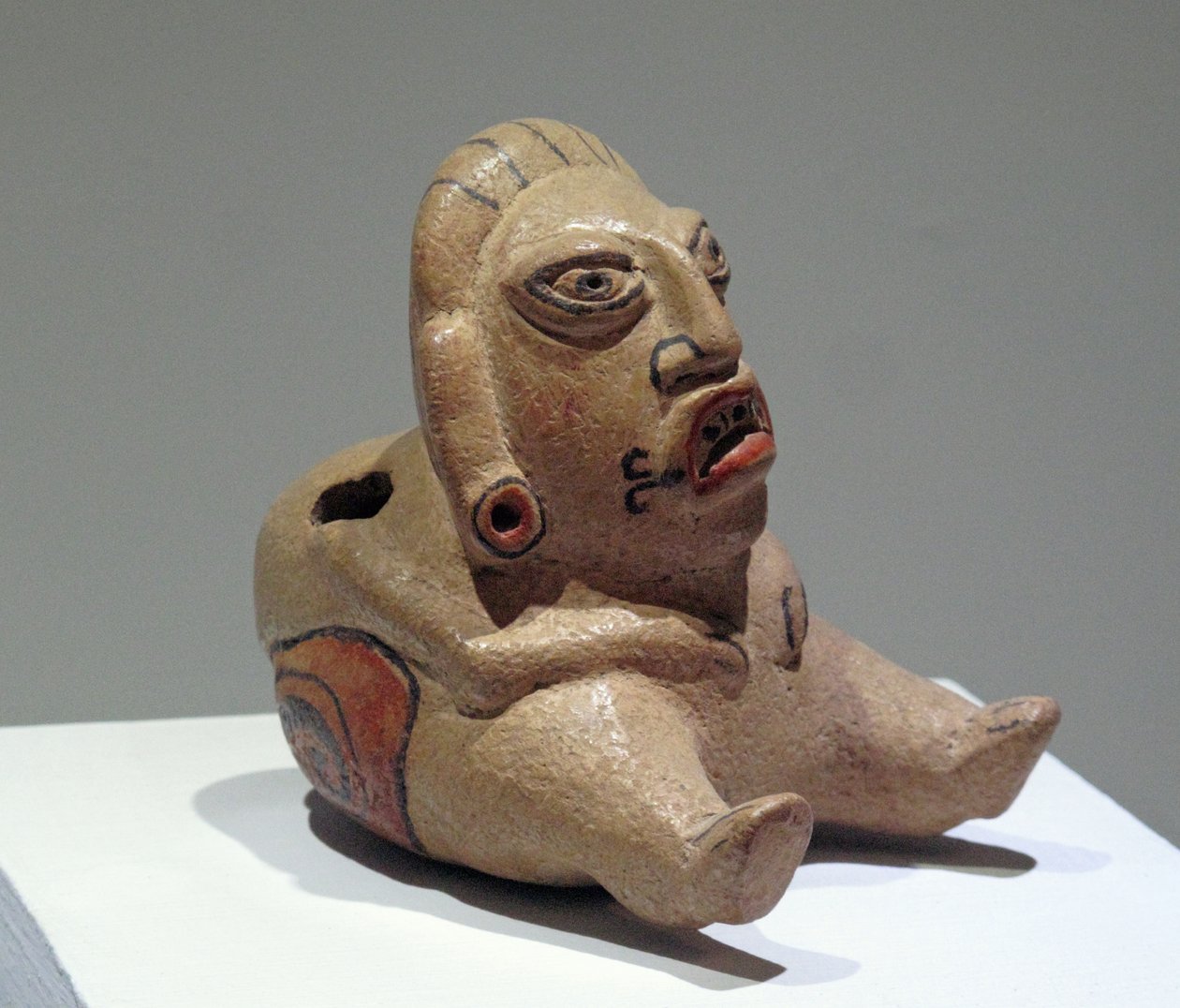 蒂卡尔，古典晚期，公元600-900年的小雕像 作者 玛雅人