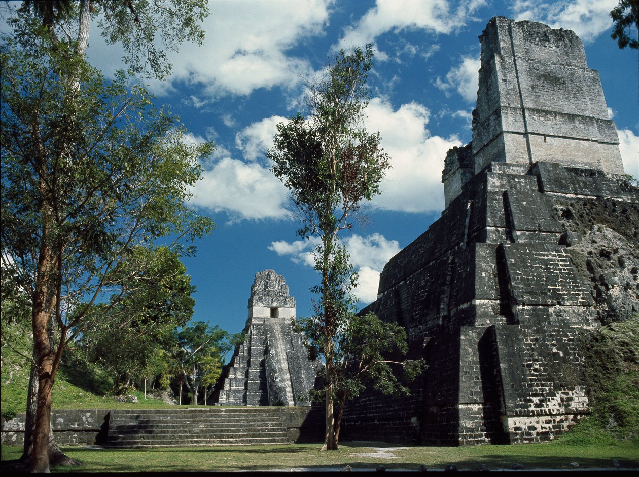 Tikal temple II or temple of the masks, 7th to 8th century 作者 玛雅人