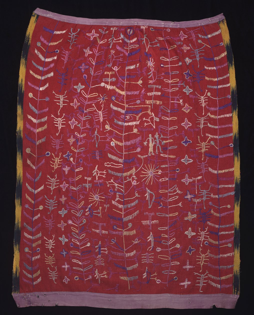 哥斯达黎加纺织，可能是基督像的围裙，约1920-1940年（棉花和丝绸） 作者 玛雅玛雅人