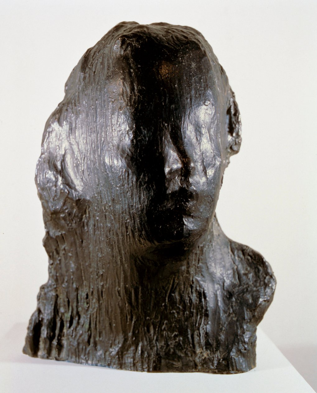 "Ecco Puer"（儿童版画，阿尔弗雷德-蒙德6岁时的肖像）。 作者 梅达多·罗索（Medardo Rosso）
