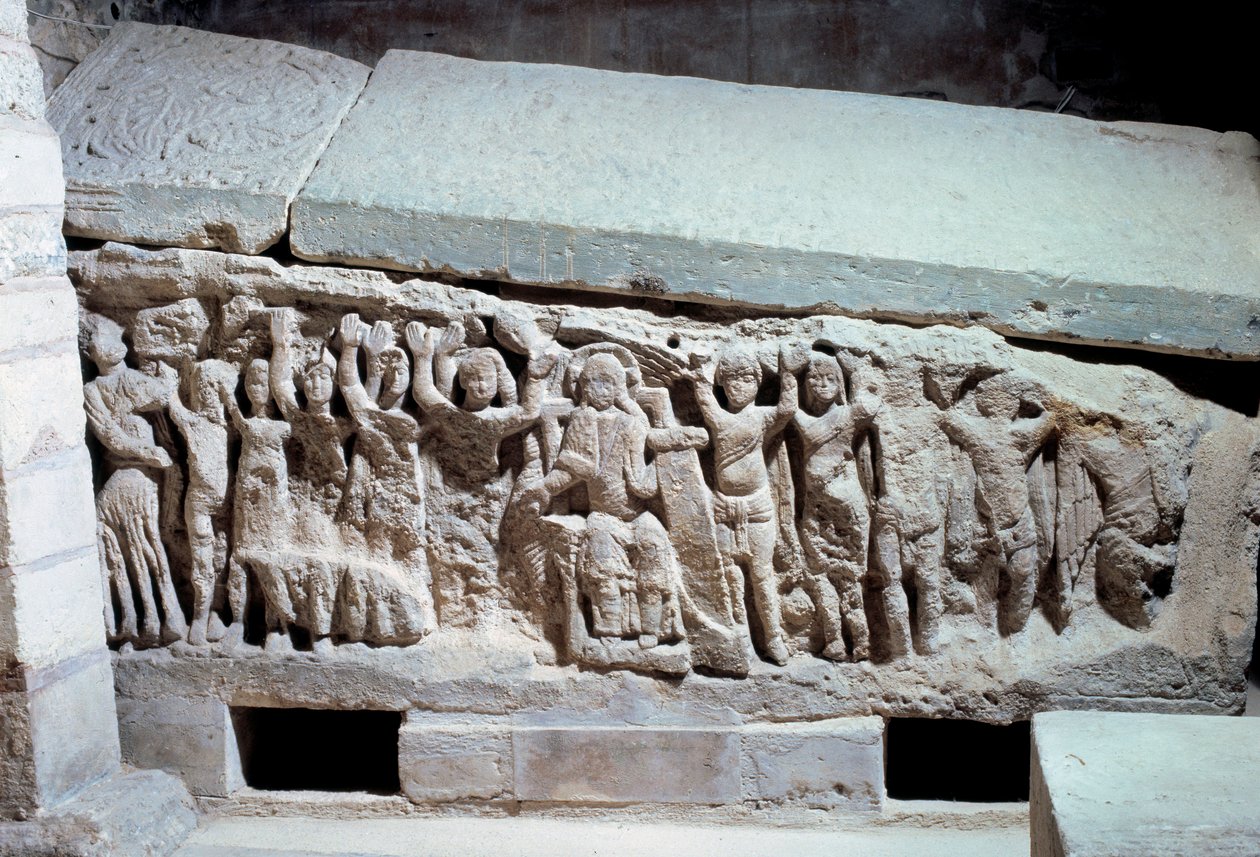 Merovingian 艺术：Agilbert 墓（7 世纪）的浅浮雕，巴黎的 eveque。 石葬纪念碑。 Jouarre修道院（塞纳河和马恩河） 作者 Merovingian
