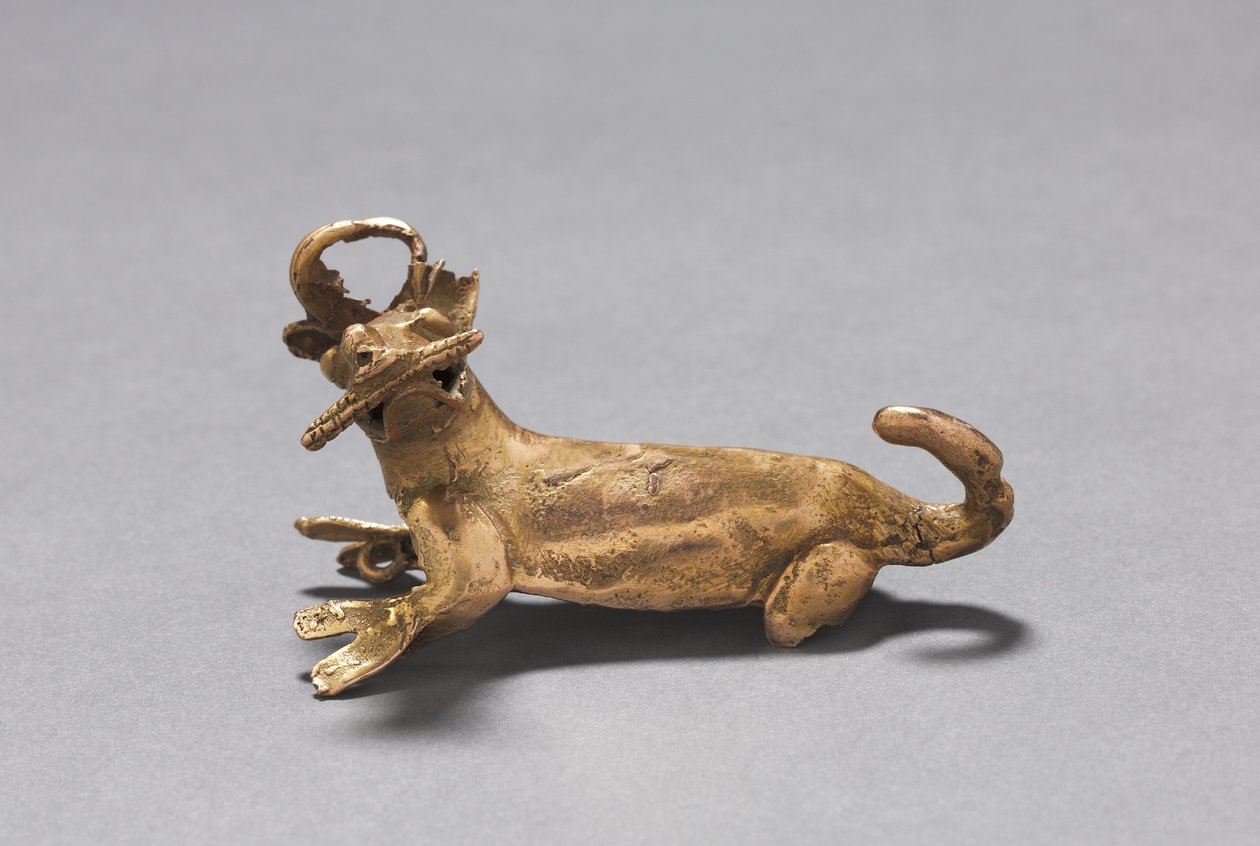 鹿吃玉米吊坠，c。 1000-1550（铸金） 作者 中美洲中美洲