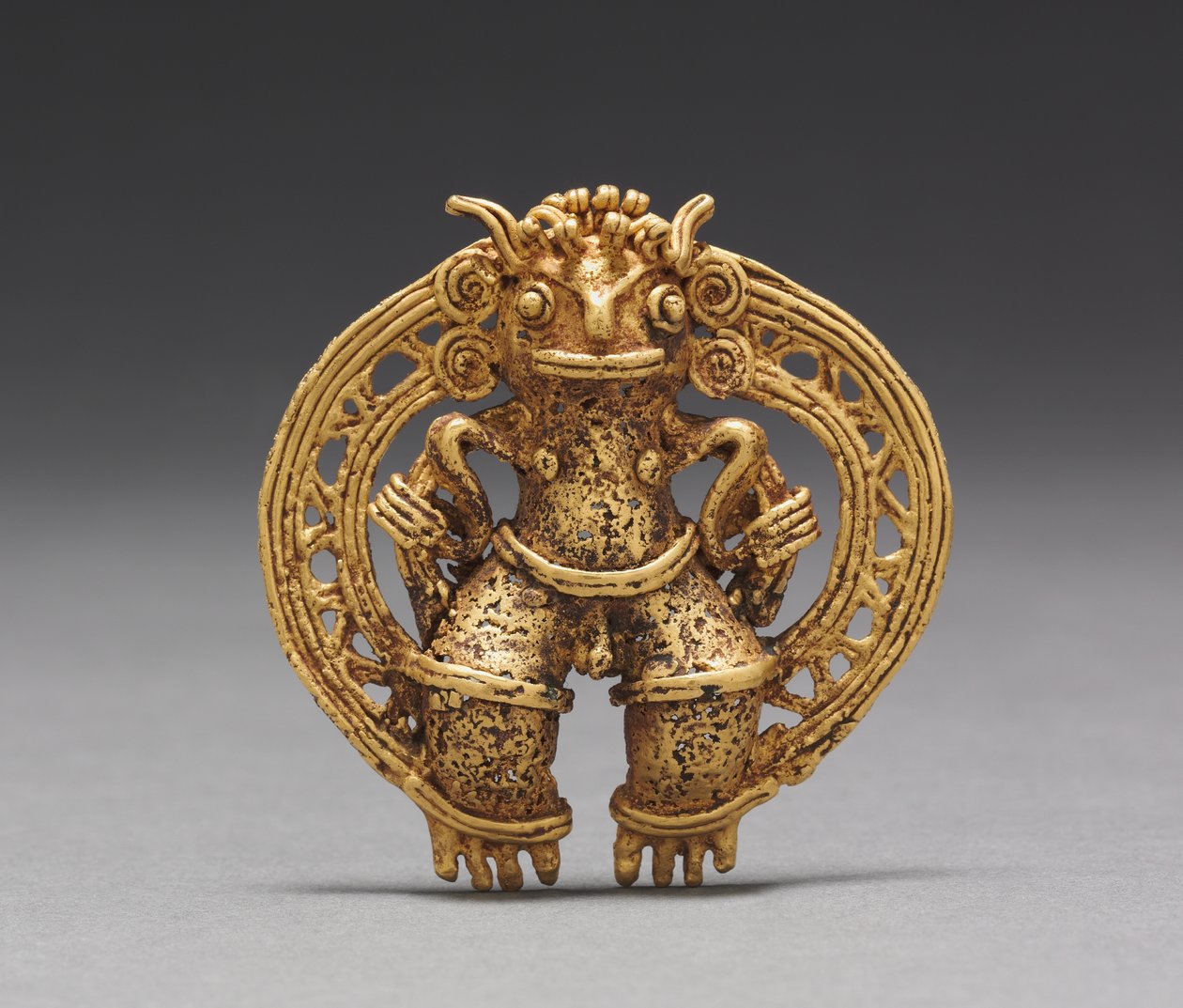 图吊坠，c。 1000-1550（铸金） 作者 中美洲中美洲