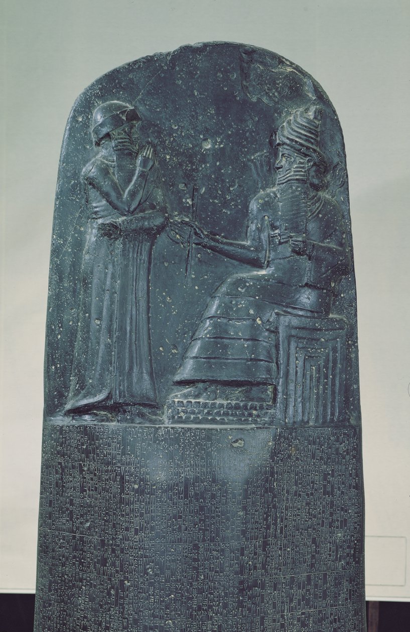 救赎太阳神Shamash的形象在他的着名法典，公元前1760年的旧巴比伦时期（汉玄武岩）向汉谟拉比国王指明他的法律 作者 美索不达米亚